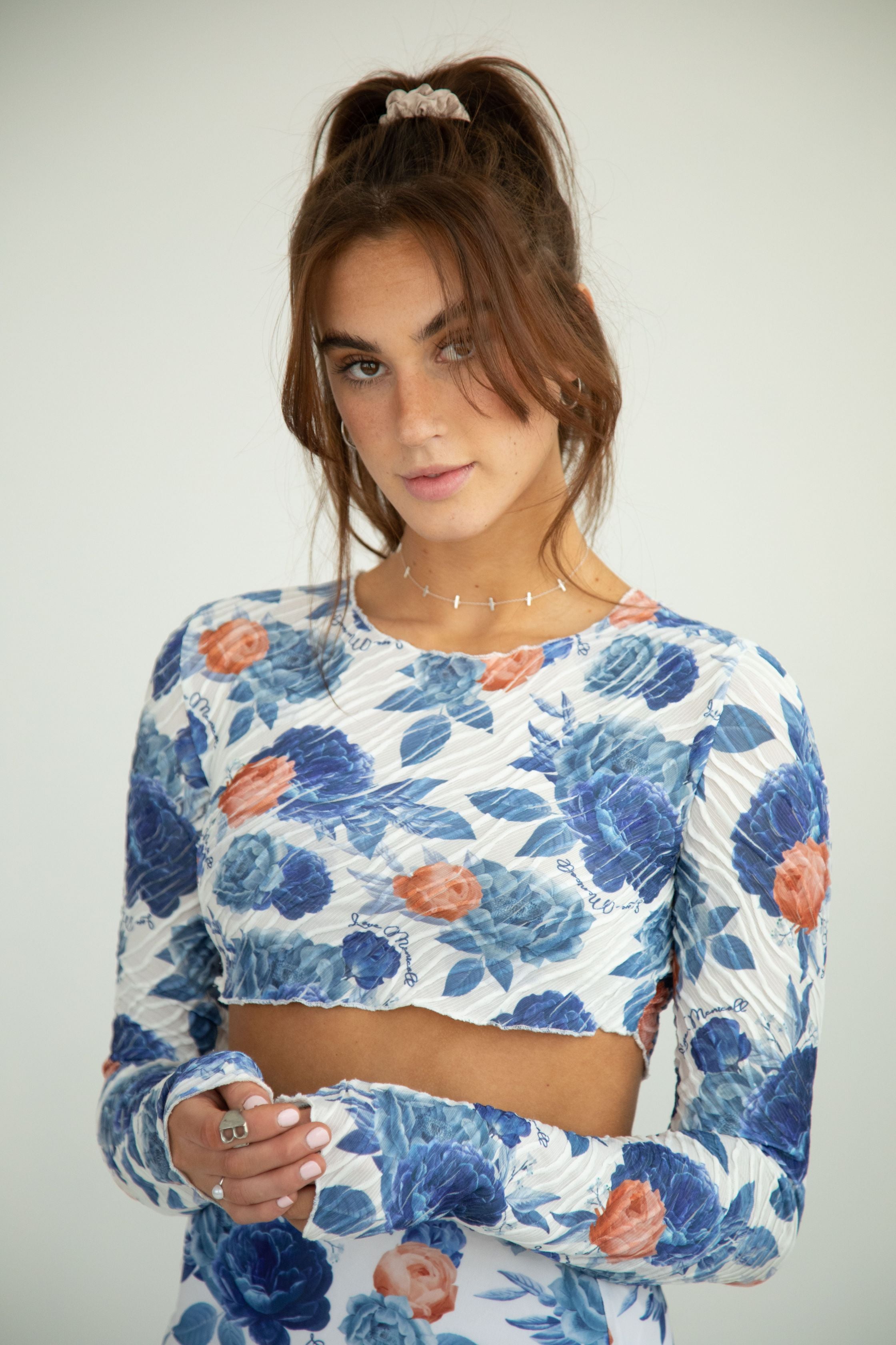 Jolie Top / Rose In The Dark - Love McNicoll